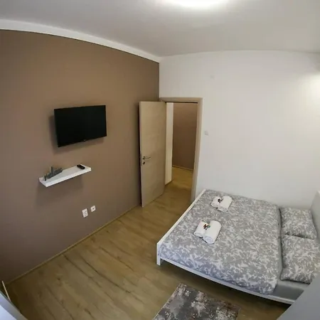 Apartment Ancora Lana Novi Sad